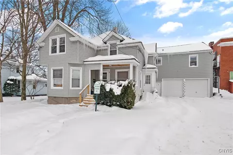 104 Tamarack St, Salina, NY 13088
