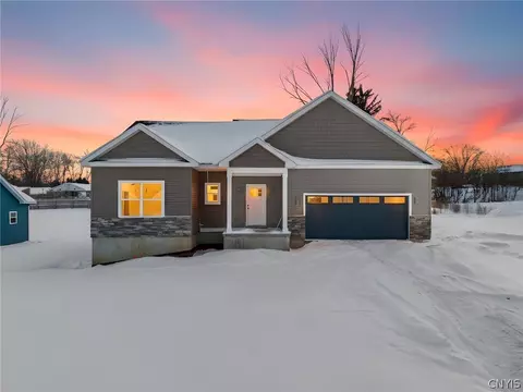 216 Lexi Ln, Van Buren, NY 13027