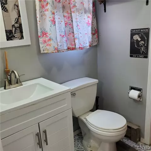 Bath - 200 Mohawk St, Sullivan, NY 13037 photo 1 of 1