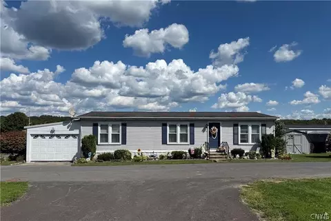 5600 Apt 72 Shute Rd, Lafayette, NY 13084