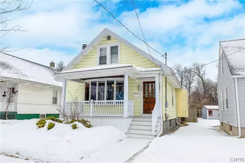 109 Collier Pl, Utica, NY 13502