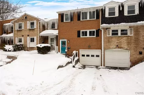 4315 Candlelight Ln, Liverpool, NY 13090