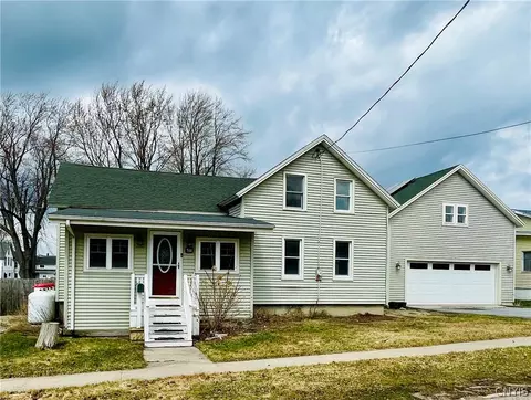 714 Union St, Clayton, NY 13624