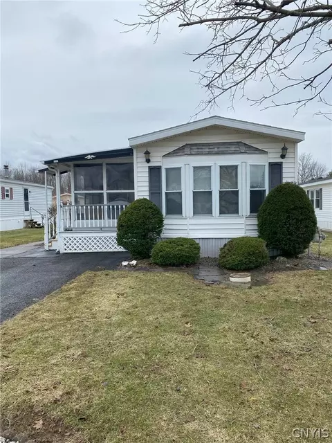 215 Brett Brae, Clinton, NY 13323