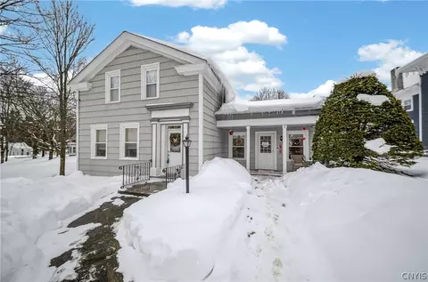 12 James St, Pulaski, NY 13142