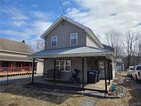 3810 Franklin St, Lyons Falls, NY 13368
