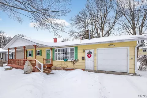 103 Hardcastle Ave, Whitestown, NY 13492