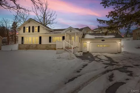 3759 Warners Rd, Syracuse, NY 13209