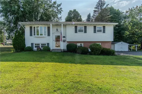 7 Birchwood Dr, Gouverneur, NY 13642