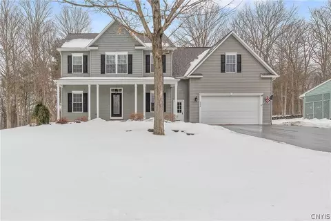 4630 Pauli Dr, Manlius, NY 13104