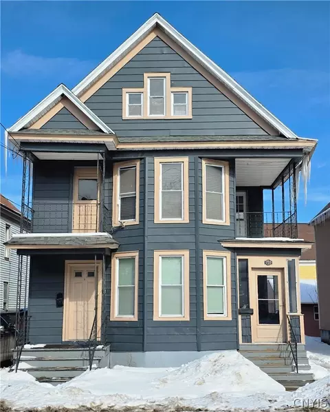 733 Eagle St, Utica, NY 13501