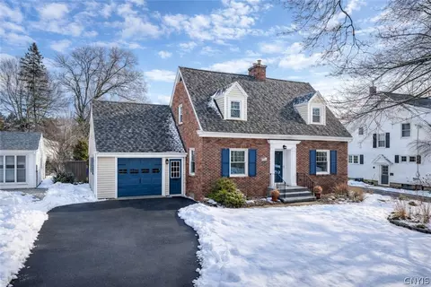 14 N Hunter Ave, Sennett, NY 13021