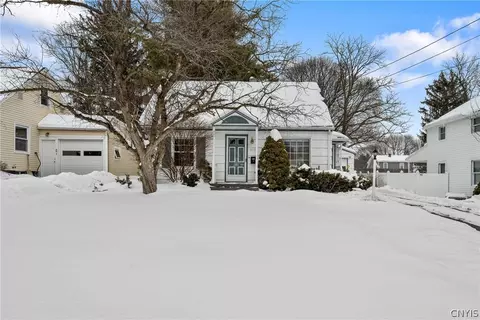 213 Walberta Rd, Geddes, NY 13219
