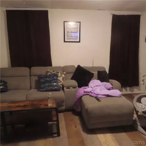 205 Danforth St, Syracuse, NY 13208 photo 5