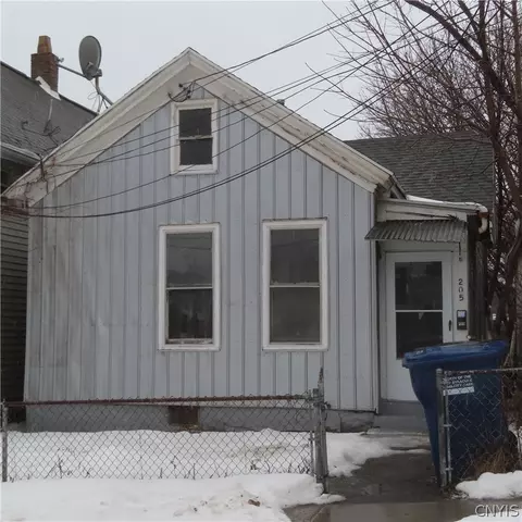 205 Danforth St, Syracuse, NY 13208