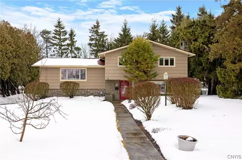 10 Northridge Rd, Syracuse, NY 13214