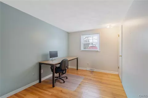 Bedroom - 408 Stillwell Cir, East Syracuse, NY 13057 photo 1 of 7