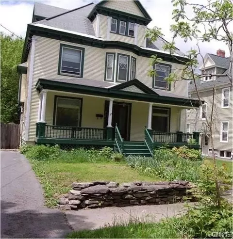 312 Allen St, Syracuse, NY 13210