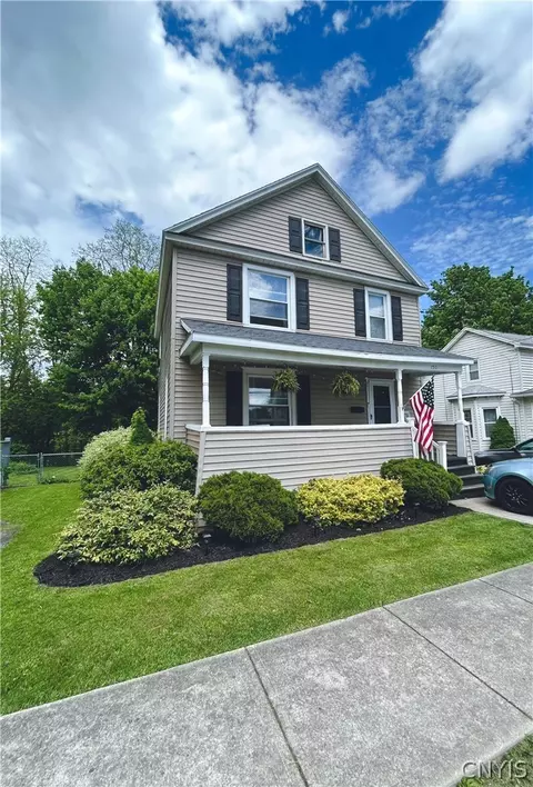 150 Osborne St, Auburn, NY 13021