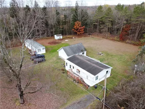 7923 Middle Rd, Floyd, NY 13440