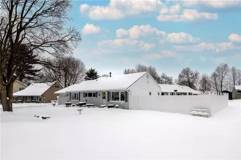411 Van Roen Rd, Utica, NY 13502