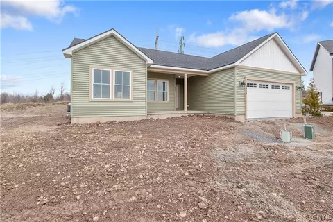 1963 N Ridge Dr, Sullivan, NY 13037