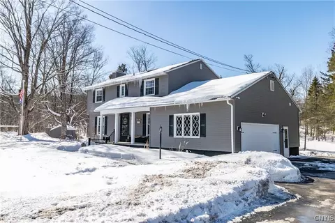 2939 Graffenburg Rd, New Hartford, NY 13413