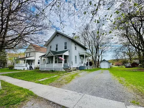 31 Grove St, Moravia, NY 13118