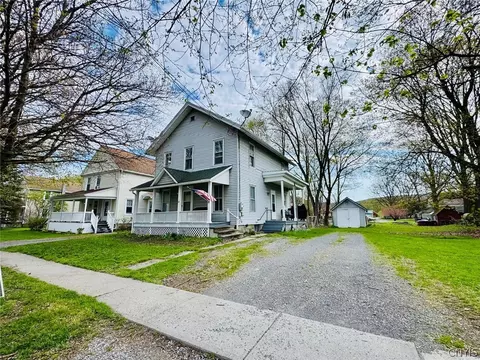 31 Grove St, Moravia, NY 13118