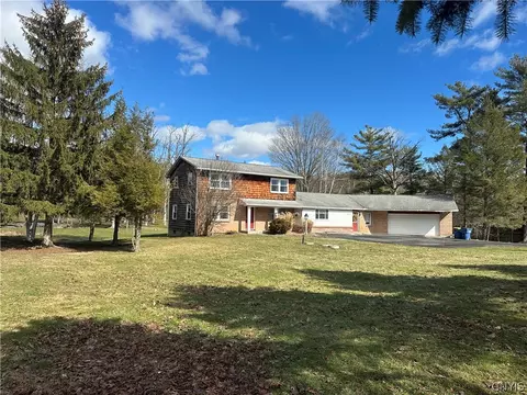 8391 Cazenovia Rd, Manlius, NY 13104