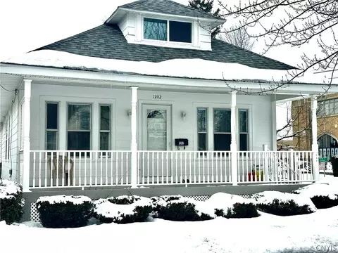 1202 Kellogg Ave, Utica, NY 13502