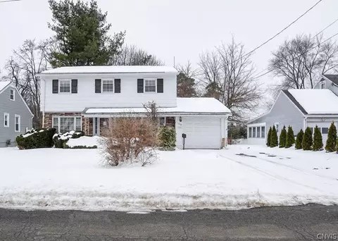 1709 Caldicott Rd, Schenectady, NY 12303