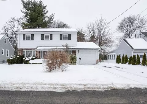 1709 Caldicott Rd, Schenectady, NY 12303