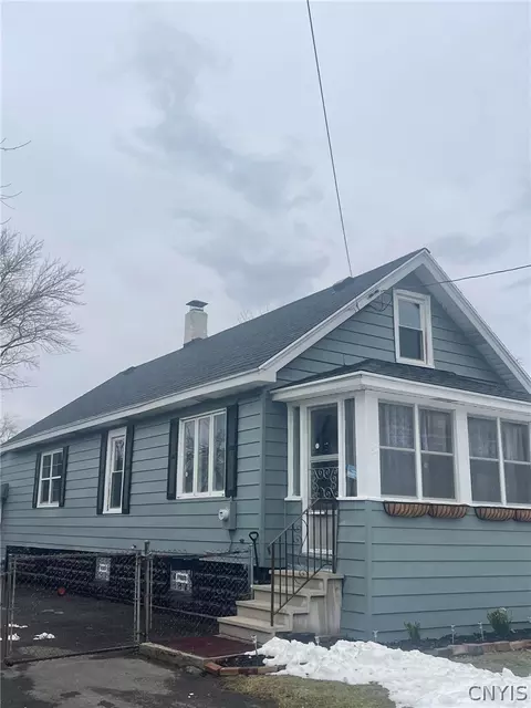 132 Lind Ave, Salina, NY 13211