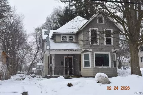 713 Oneida St, Fulton, NY 13069