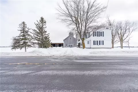 31636 Us Route 11, Philadelphia, NY 13673