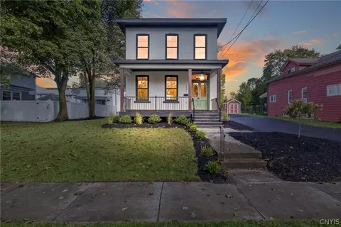121 E Genesee St, Auburn, NY 13021