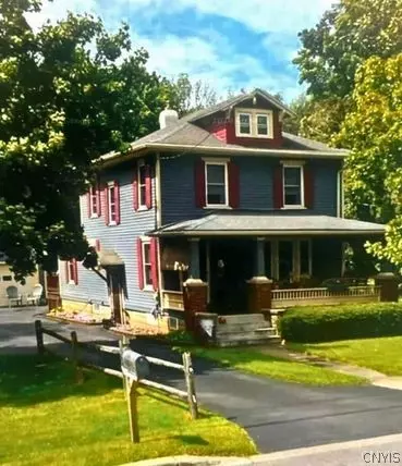 28 Meadow St, Kirkland, NY 13323