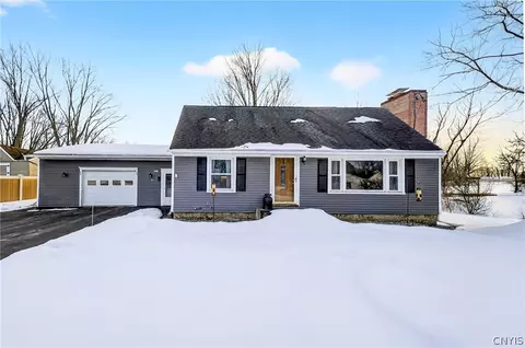 117 Knowland Dr, Salina, NY 13090