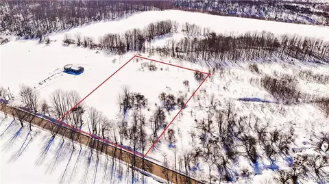 2027 Dairy Hill Rd, Norway, NY 13416