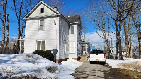 409 Seneca St, Fulton, NY 13069