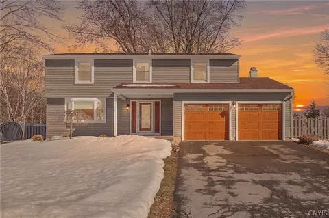 4071 Sesame, Liverpool, NY 13090