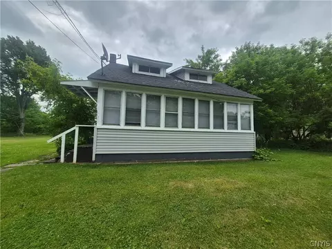 222 Wealtha Ave, Watertown, NY 13601