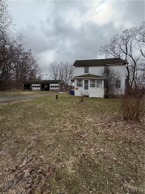 6932 Bush Rd, Jamesville, NY 13078