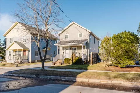 409 Franklin St, Clayton, NY 13624