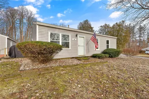 144 Rufus Cir, Van Buren, NY 13209
