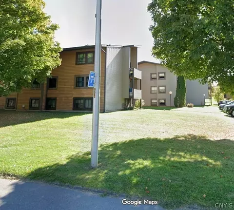 538 Village Blvd N, Van Buren, NY 13027