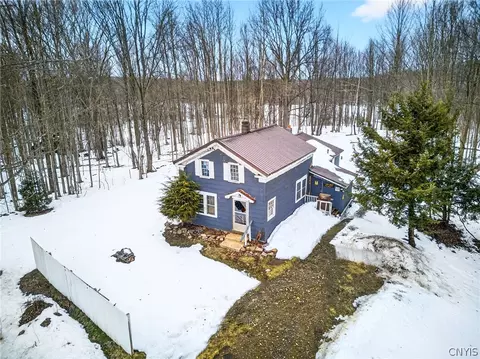 94 Perry Rd #292, Schroeppel, NY 13132