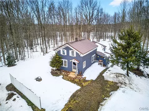 94 Perry Rd #292, Schroeppel, NY 13132