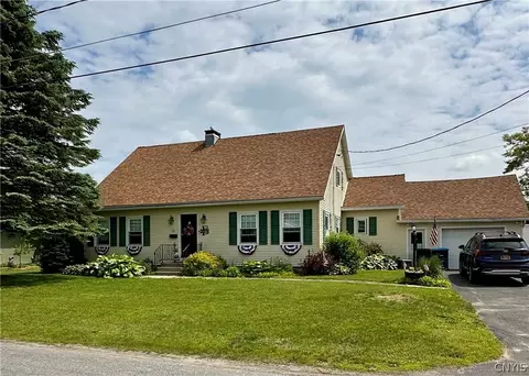 50 Birchwood Dr, Gouverneur, NY 13642